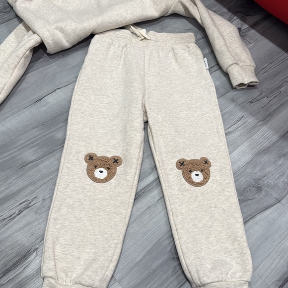 Hux Set - Picture 4 of 4